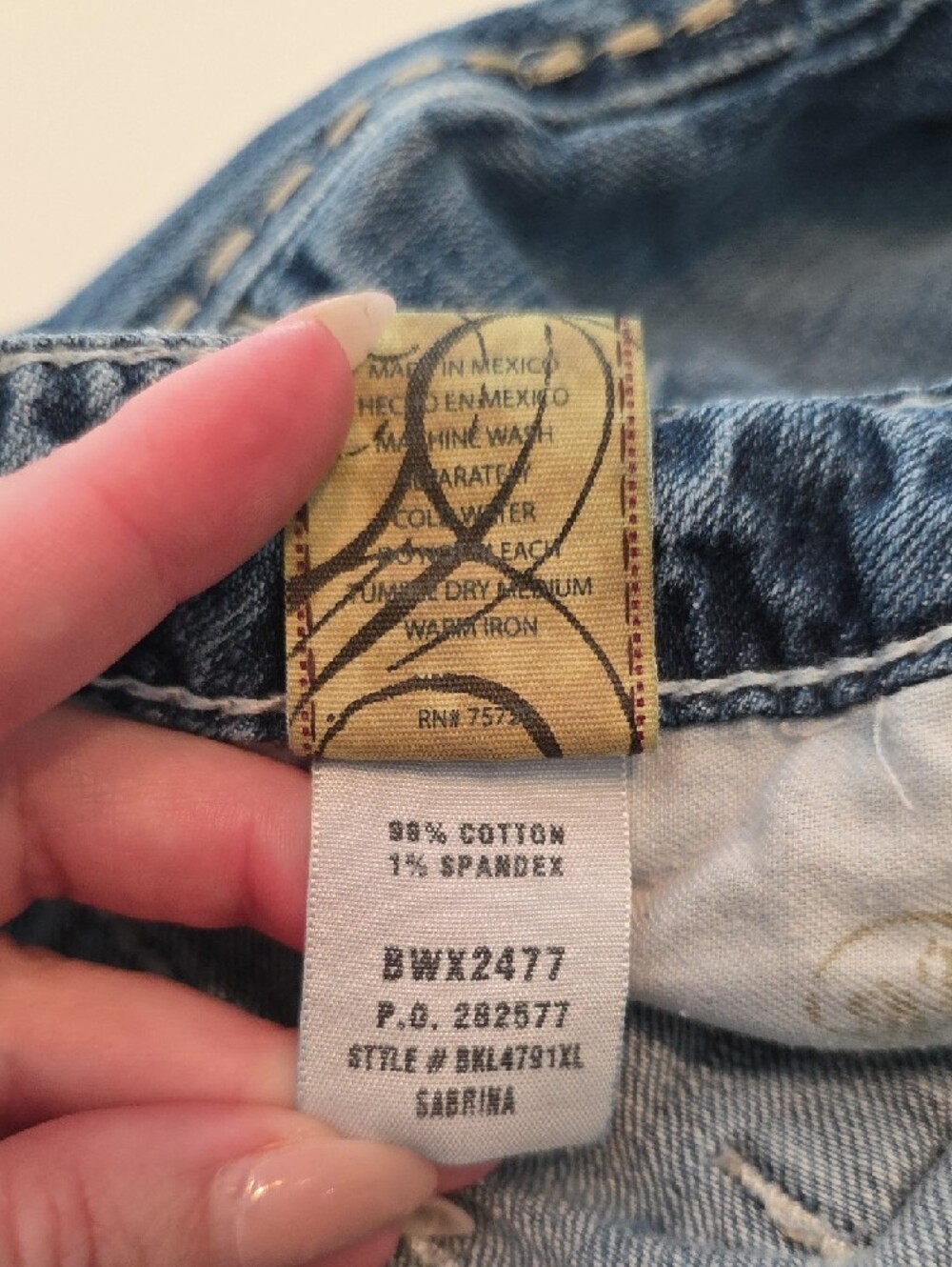 BKE Sabrina Bootcut Jeans 28x35.5 Stretch Blue Distressed Long Inseam Low Rise - Picture 9 of 15